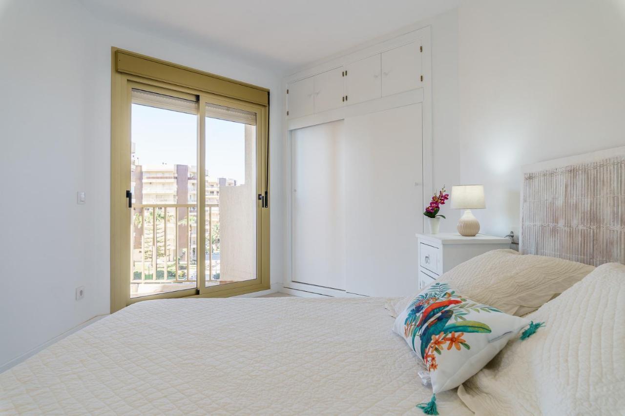 Malagasuite Living Coast Fuengirola Bagian luar foto